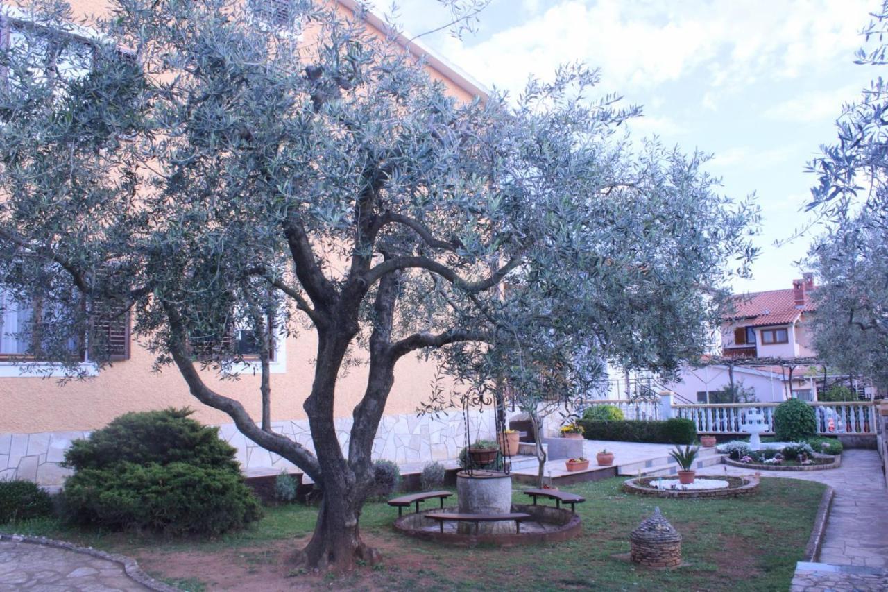 Lily'S Lovely Apartments Fažana Εξωτερικό φωτογραφία