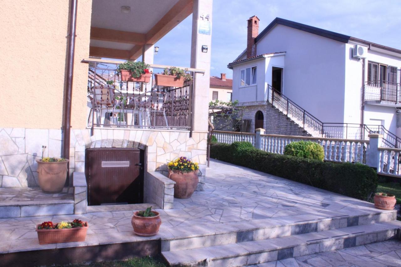 Lily'S Lovely Apartments Fažana Εξωτερικό φωτογραφία